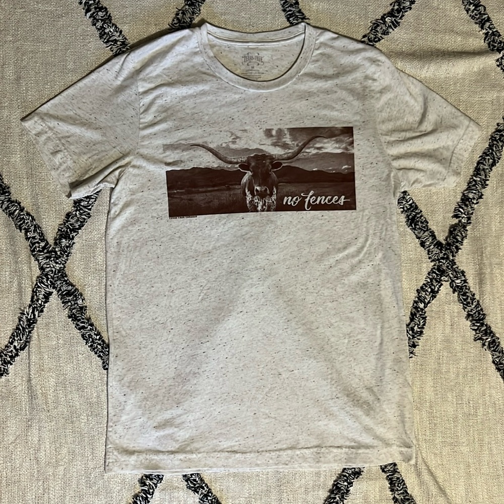Texas-True Threads no fences longhorn tee size M